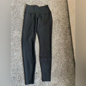 Alo Yoga High-Waist Airlift Legging - Size S